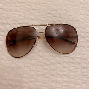 Dolce & Gabanna aviators.